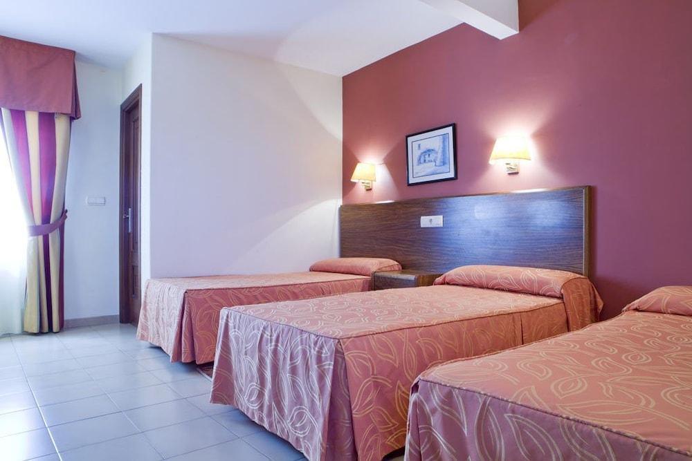 Hotel Siroco Портоново Екстериор снимка